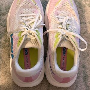 Hoka Rincon 4 White and Pink Shoes with Blue Accents